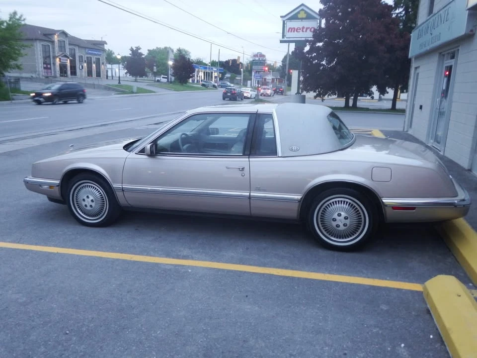 1990 Buick Riviera 4th-7th Gen - Image 2 of 13