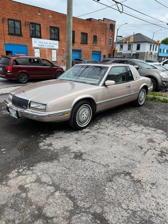 1990 Buick Riviera 4th-7th Gen - Image 12 of 13