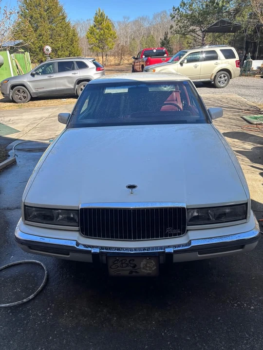 1990 Buick Riviera 4th-7th Gen - Image 6 of 12