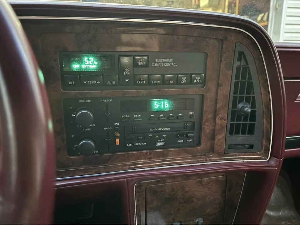 1990 Buick Riviera 4th-7th Gen - Image 9 of 12
