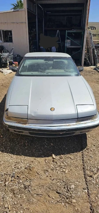 1990 Buick Reatta - Image 3 of 4