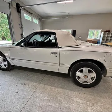 1990 Buick Reatta