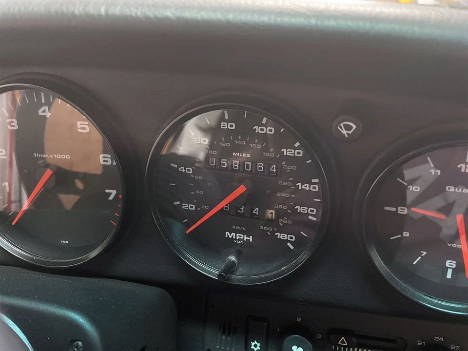 1990 Porsche 964 Carrera - Image 6 of 8