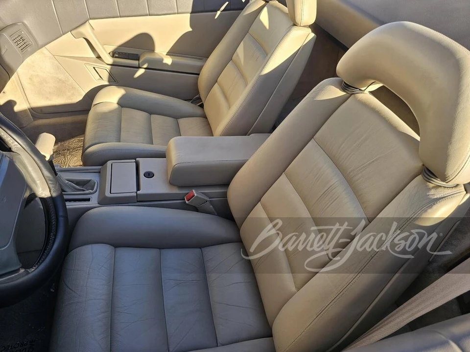 1990 Cadillac Allante - Image 6 of 19