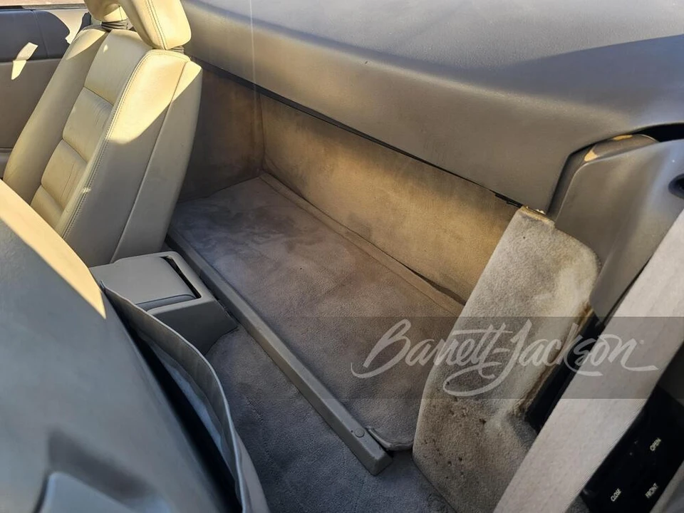 1990 Cadillac Allante - Image 9 of 19