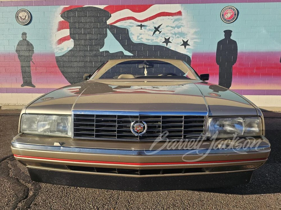 1990 Cadillac Allante - Image 13 of 19