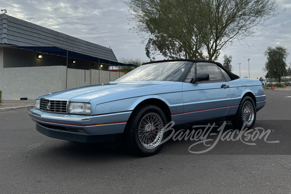 1990 Cadillac Allante - Image 9 of 10