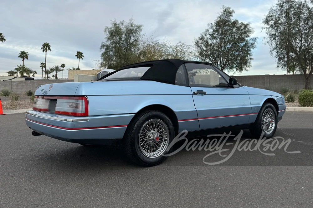 1990 Cadillac Allante - Image 2 of 10