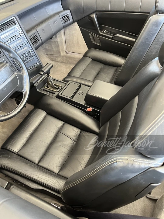 1990 Cadillac Allante - Image 24 of 31