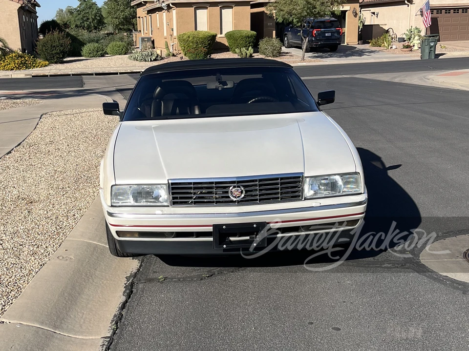 1990 Cadillac Allante - Image 6 of 31