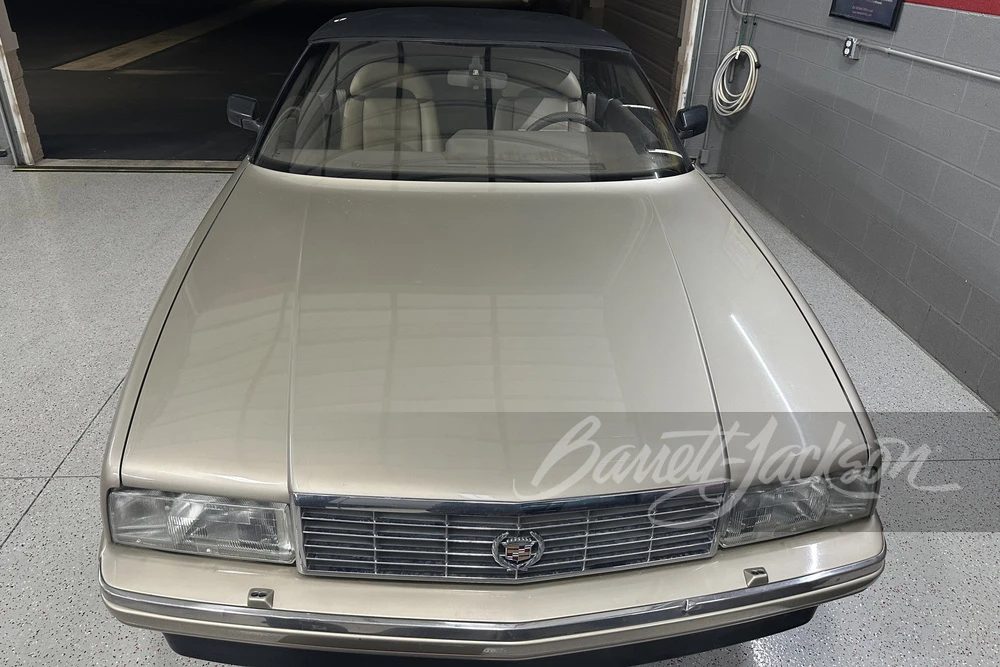 1990 Cadillac Allante - Image 13 of 18