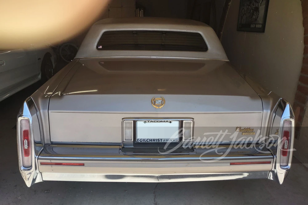 1990 Cadillac Brougham - Image 27 of 27