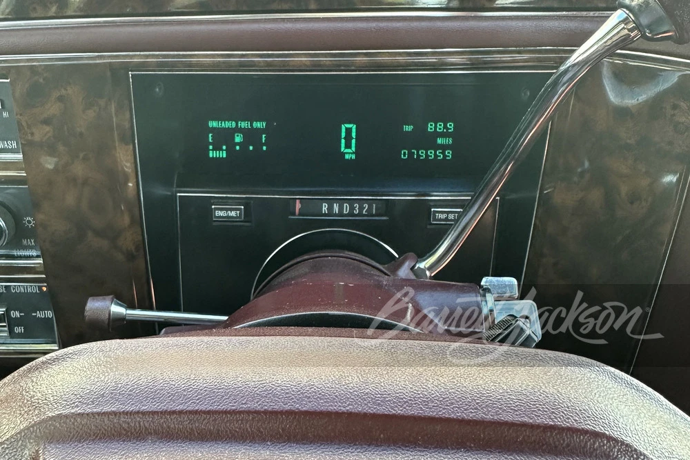 1990 Cadillac Brougham - Image 8 of 12