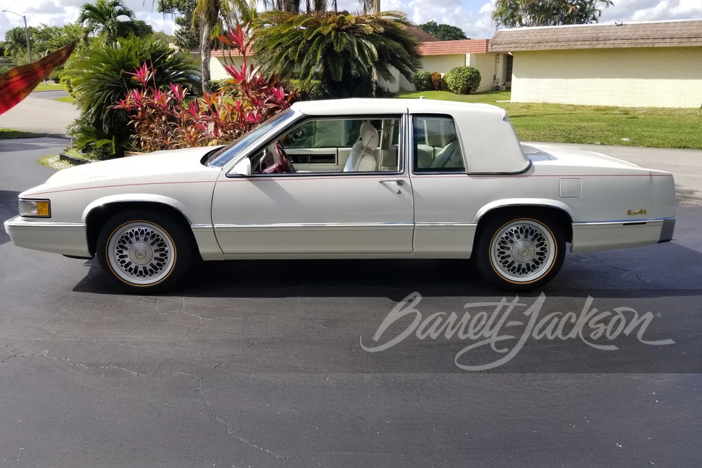 1990 Cadillac DeVille 6th Gen - Image 5 of 14
