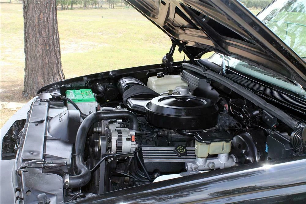 1990 Chevrolet C/K 4th Gen - Image 2 of 5