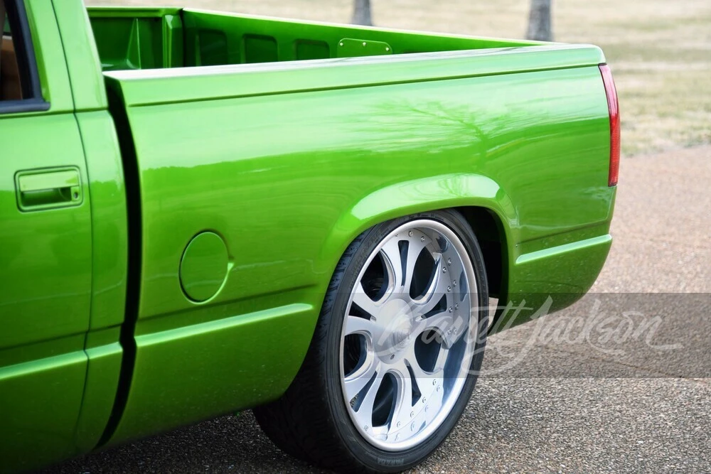1990 Chevrolet 454 SS - Image 16 of 31