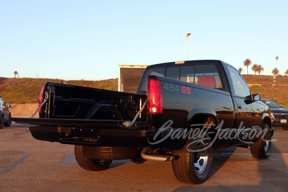 1990 Chevrolet 454 SS - Image 29 of 31