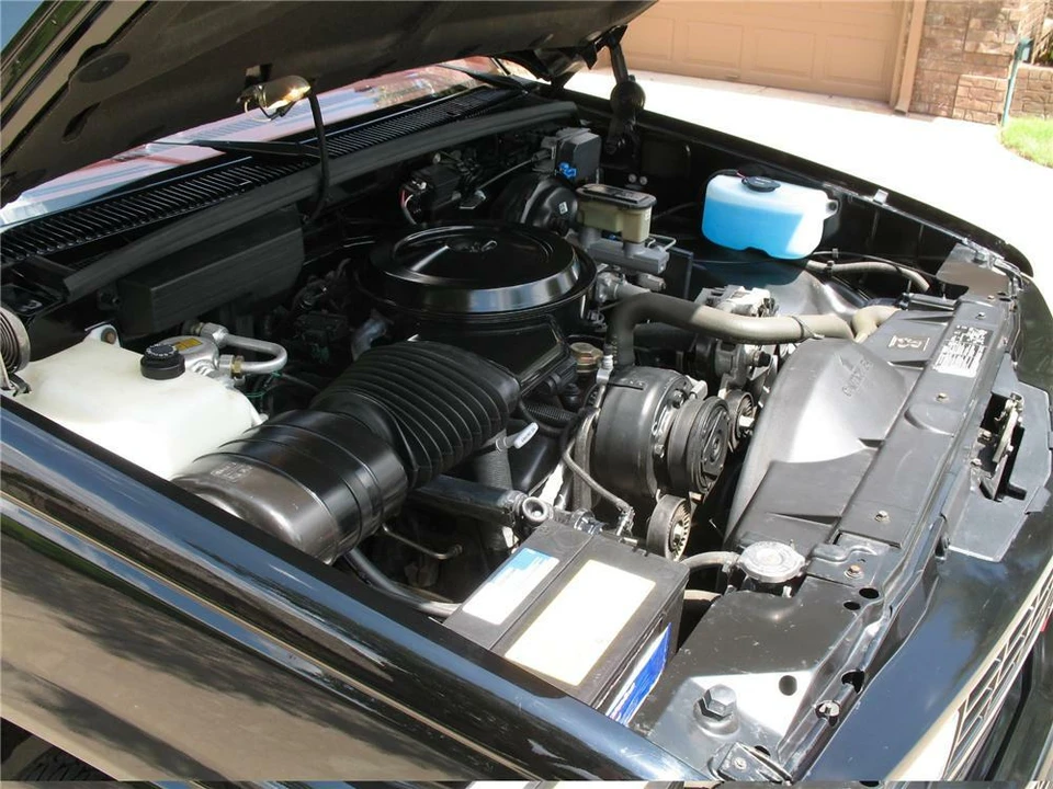 1990 Chevrolet C/K 4th Gen - Image 3 of 5