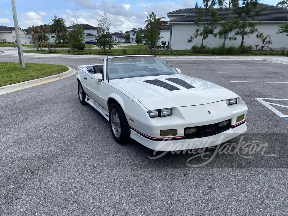 1990 Chevrolet Camaro 3rd Gen - Image 16 of 23
