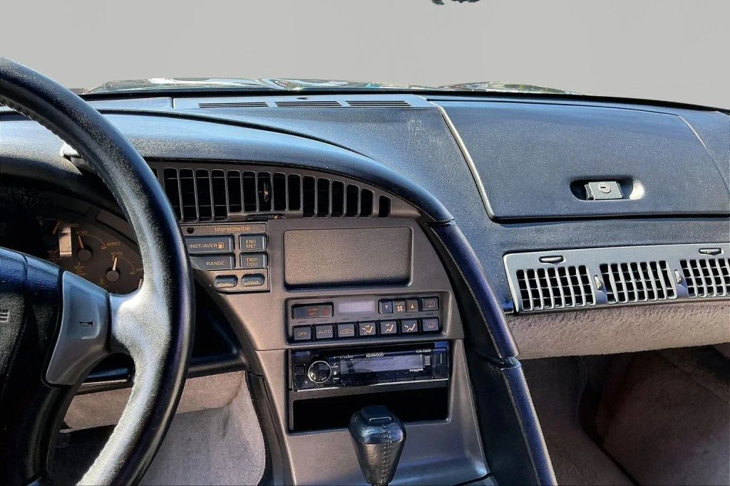 1990 Chevrolet Corvette C4 - Image 6 of 21