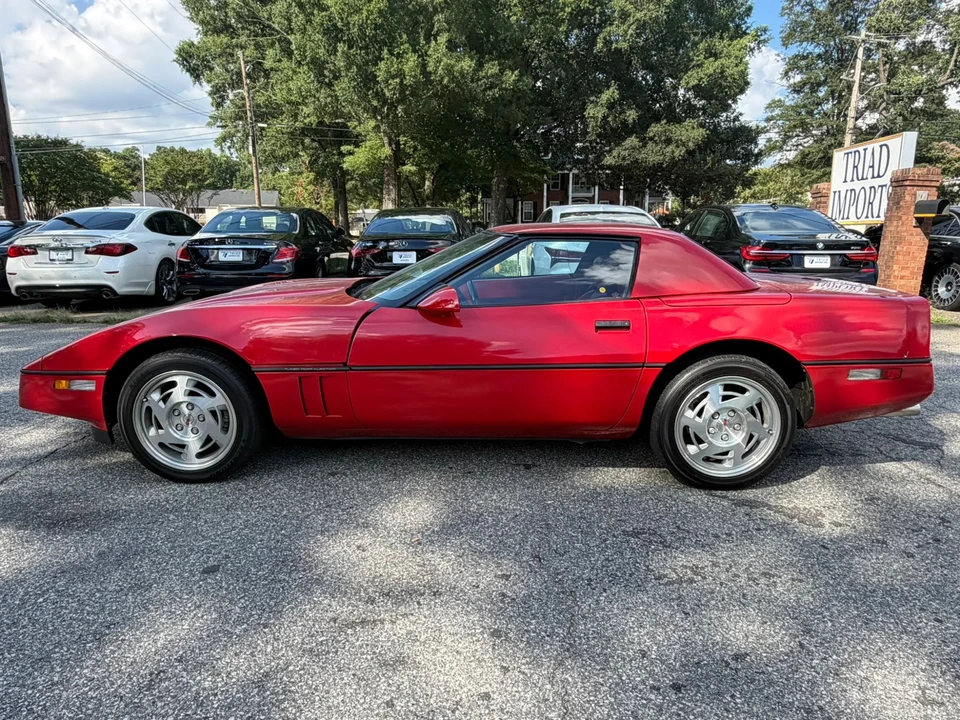 1990 Chevrolet Corvette C4 - Image 23 of 31