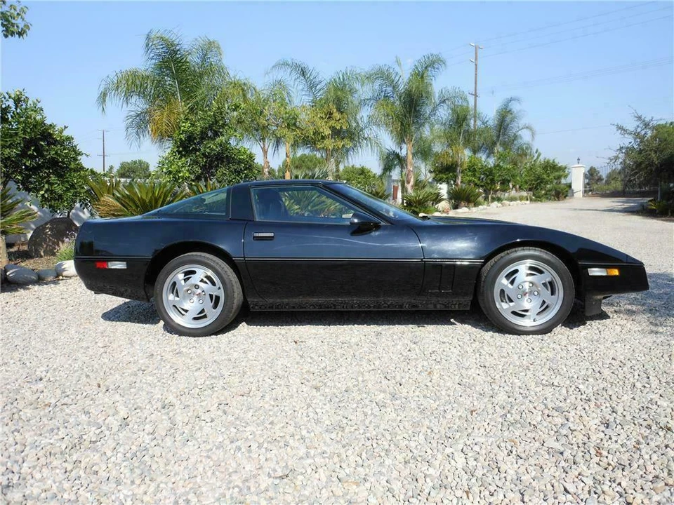 1990 Chevrolet Corvette C4 - Image 5 of 5