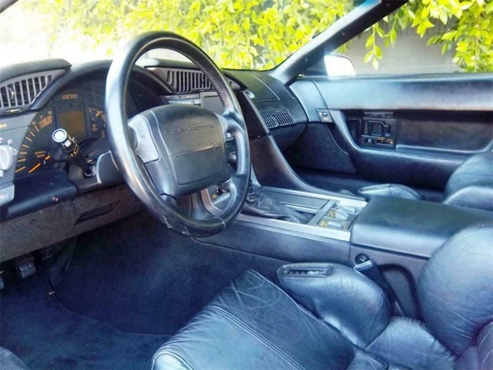 1990 Chevrolet Corvette C4 - Image 4 of 5