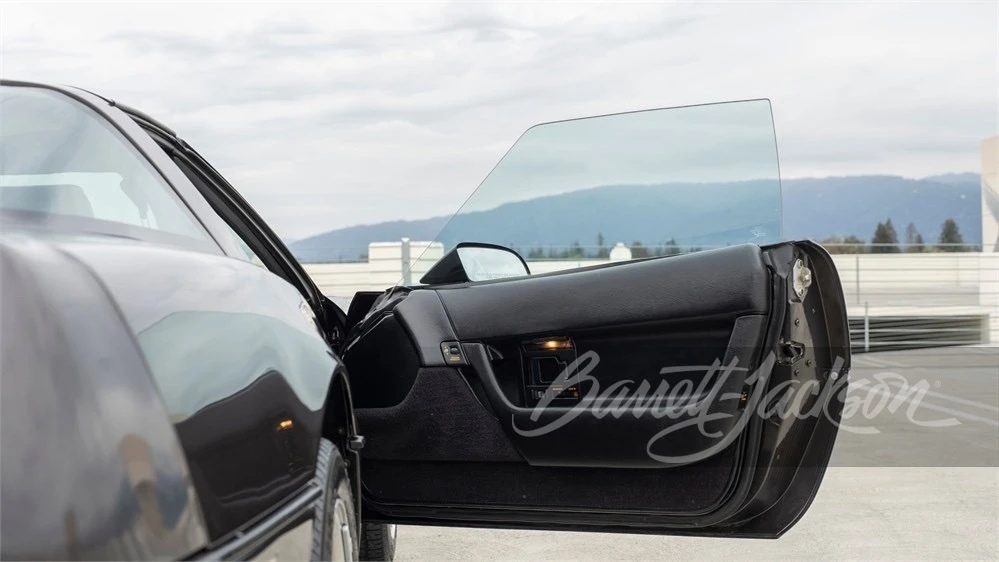 1990 Chevrolet Corvette C4 ZR1 - Image 11 of 31