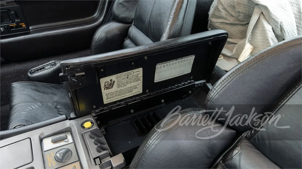 1990 Chevrolet Corvette C4 ZR1 - Image 13 of 31