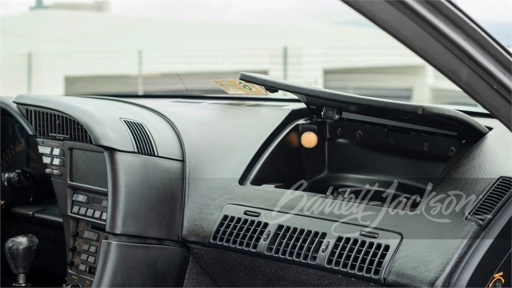 1990 Chevrolet Corvette C4 ZR1 - Image 15 of 31