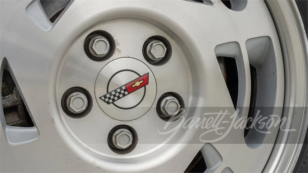 1990 Chevrolet Corvette C4 ZR1 - Image 19 of 31