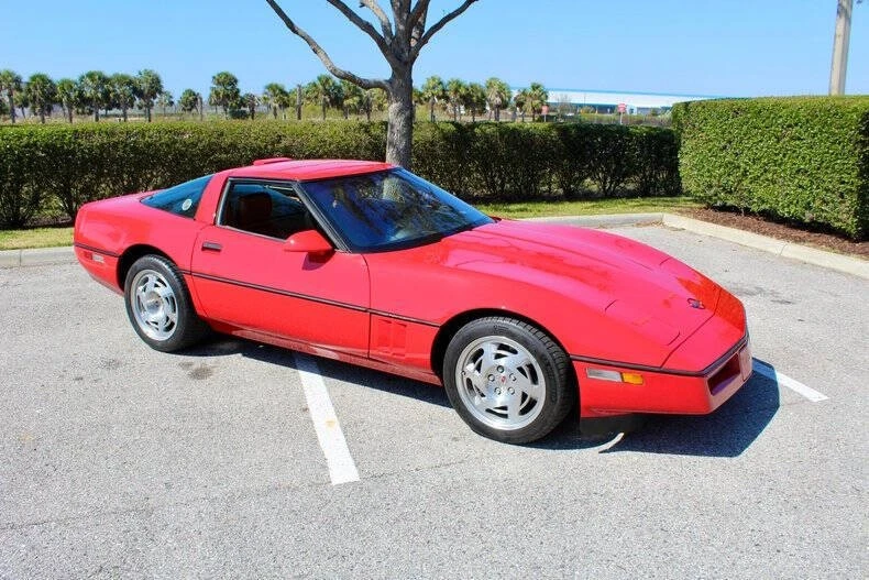 1990 Chevrolet Corvette C4 - Image 19 of 31