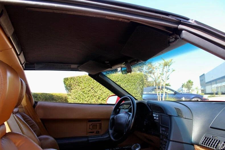 1990 Chevrolet Corvette C4 - Image 29 of 31
