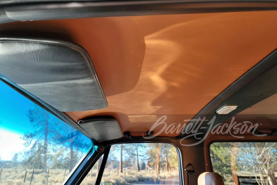 1990 Chevrolet K5 Blazer 2nd Gen - Image 4 of 25