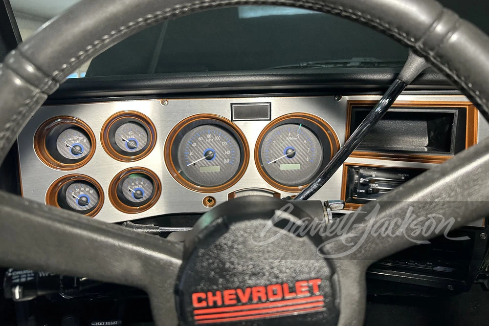 1990 Chevrolet K5 Blazer 2nd Gen - Image 14 of 25