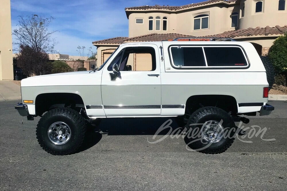 1990 Chevrolet K5 Blazer 2nd Gen - Image 6 of 10