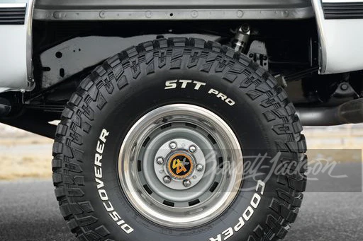 1990 Chevrolet K5 Blazer 2nd Gen - Image 4 of 11