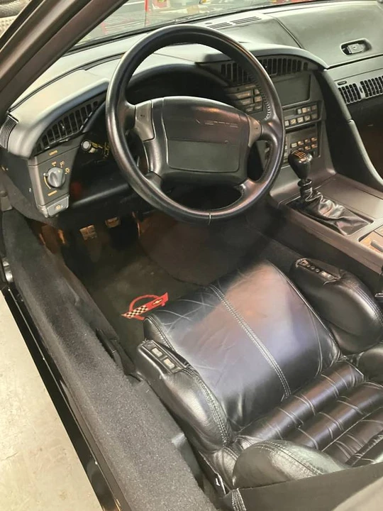 1990 Chevrolet Corvette C4 - Image 7 of 22