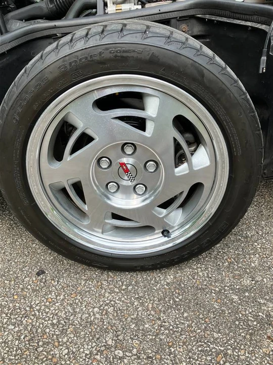 1990 Chevrolet Corvette C4 - Image 19 of 22