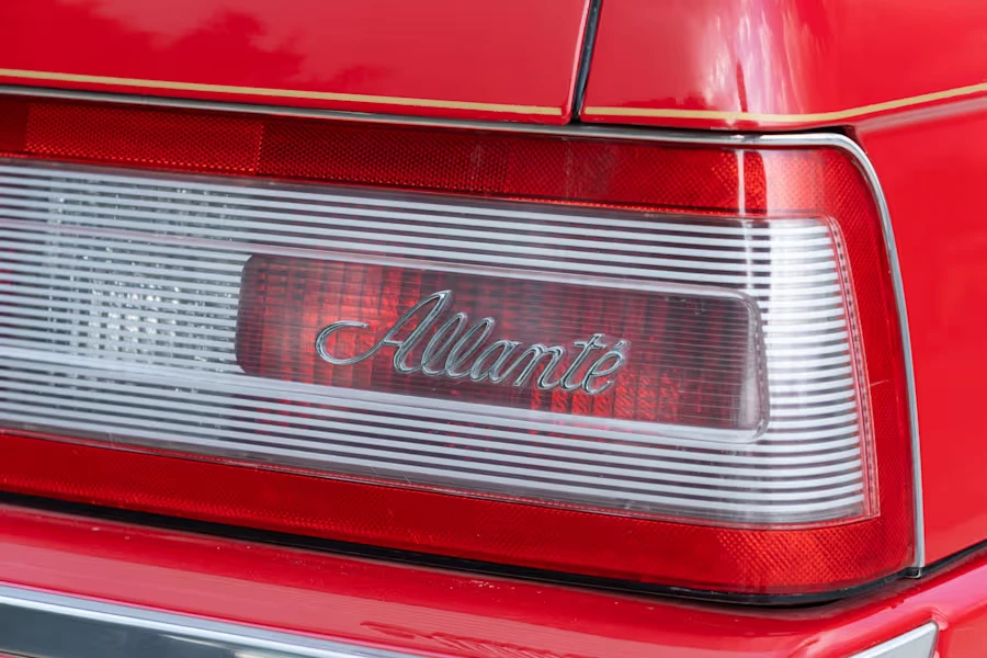 1990 Cadillac Allante - Image 14 of 22
