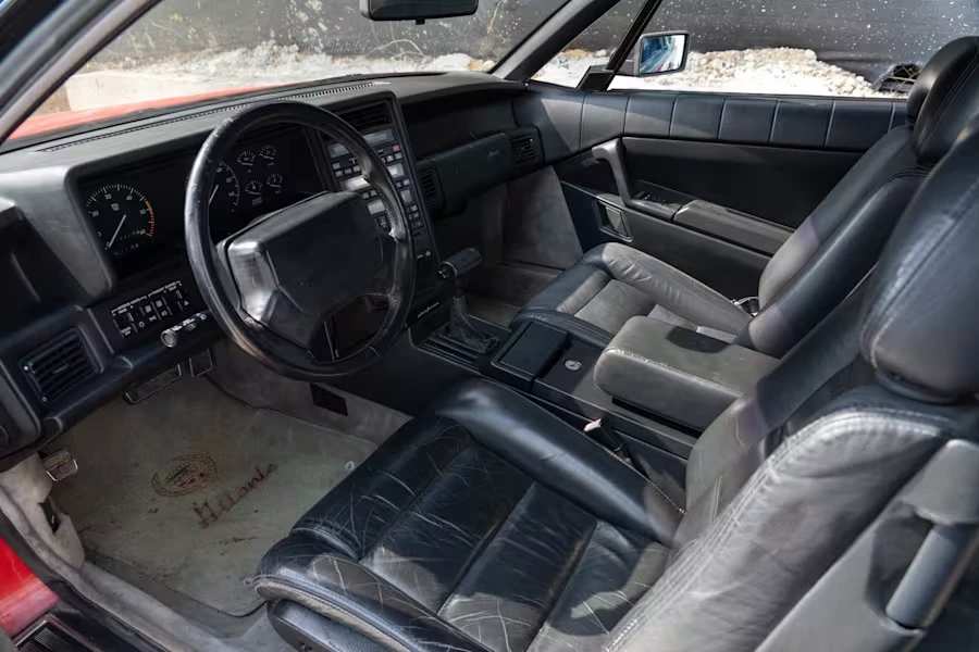 1990 Cadillac Allante - Image 17 of 22