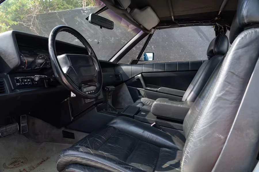 1990 Cadillac Allante - Image 18 of 22