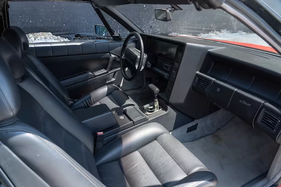 1990 Cadillac Allante - Image 16 of 23