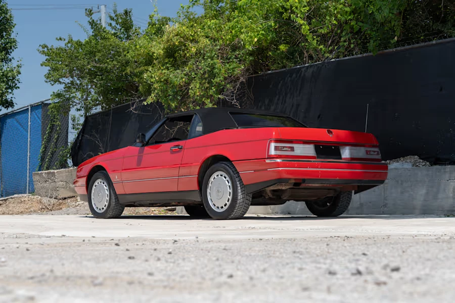 1990 Cadillac Allante - Image 14 of 23