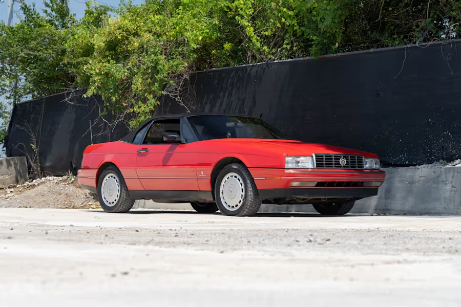 1990 Cadillac Allante - Image 8 of 23