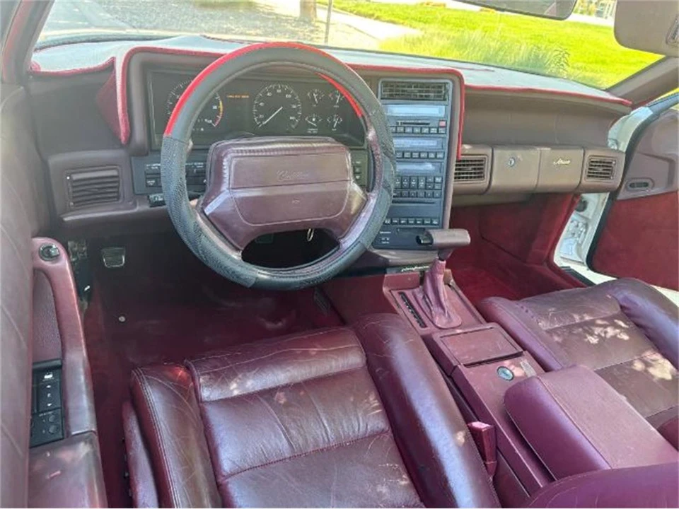 1990 Cadillac Allante - Image 2 of 8