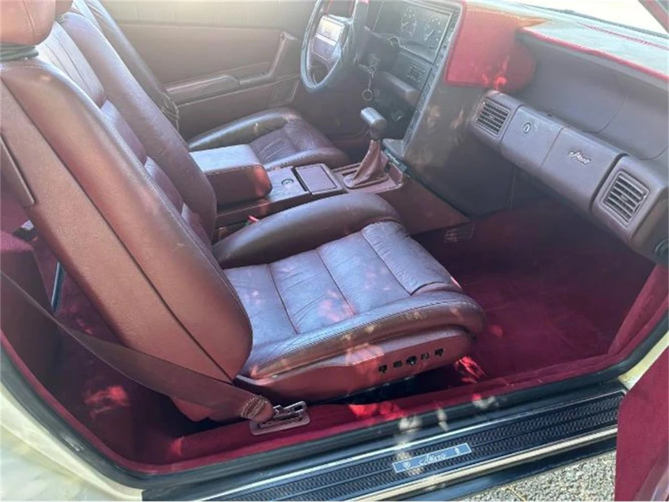 1990 Cadillac Allante - Image 4 of 8