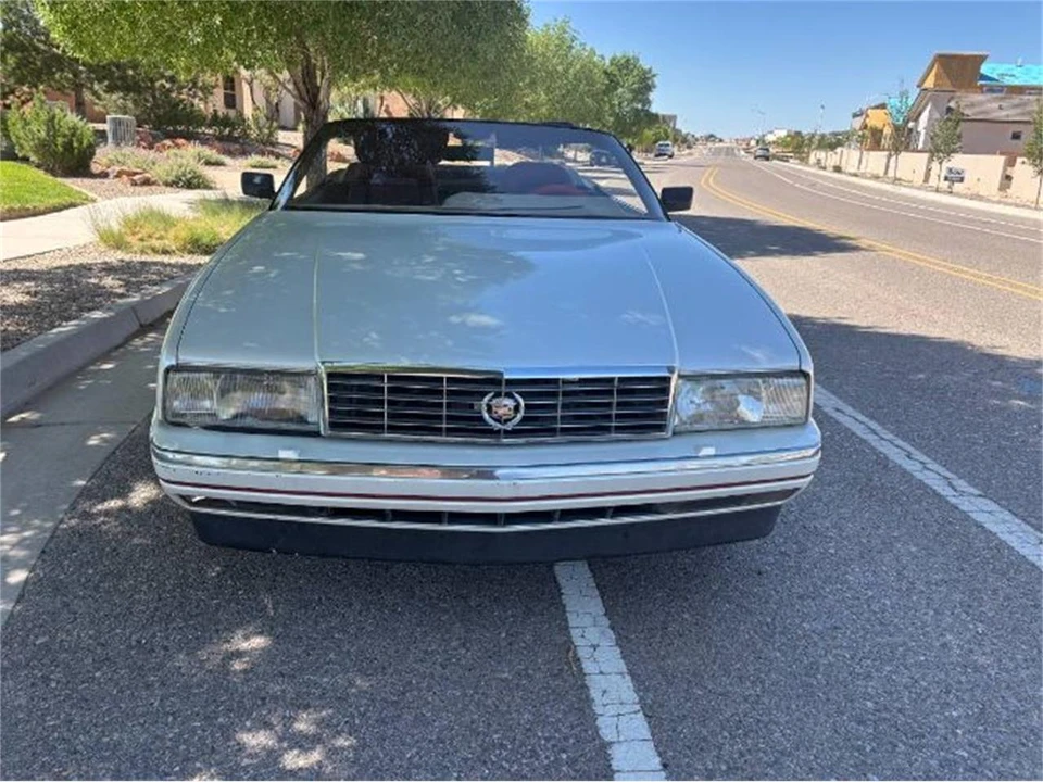 1990 Cadillac Allante - Image 6 of 8