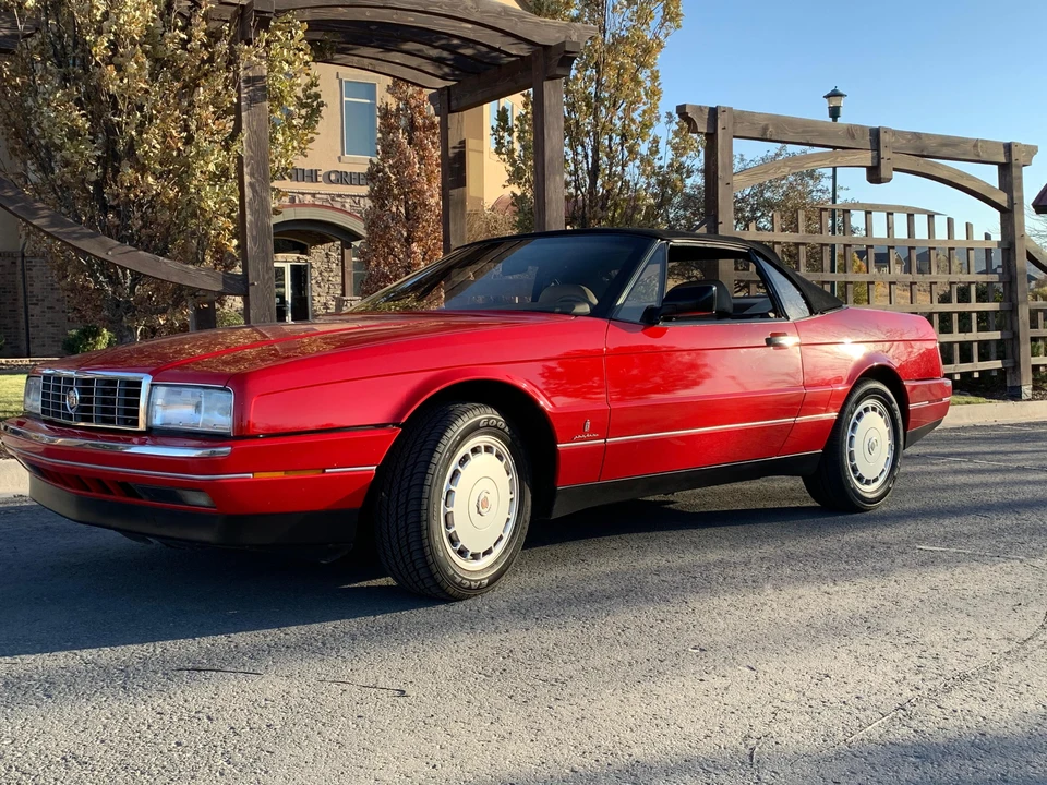 1990 Cadillac Allante - Image 7 of 18