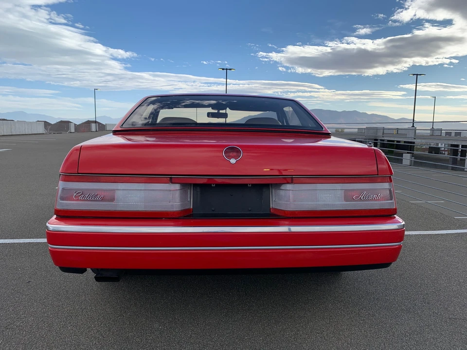 1990 Cadillac Allante - Image 5 of 18